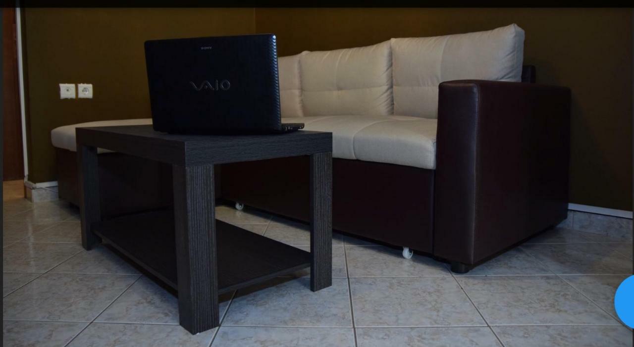 Neapoli Apartment *